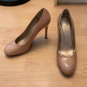 Stuart Weitzman nude pumps